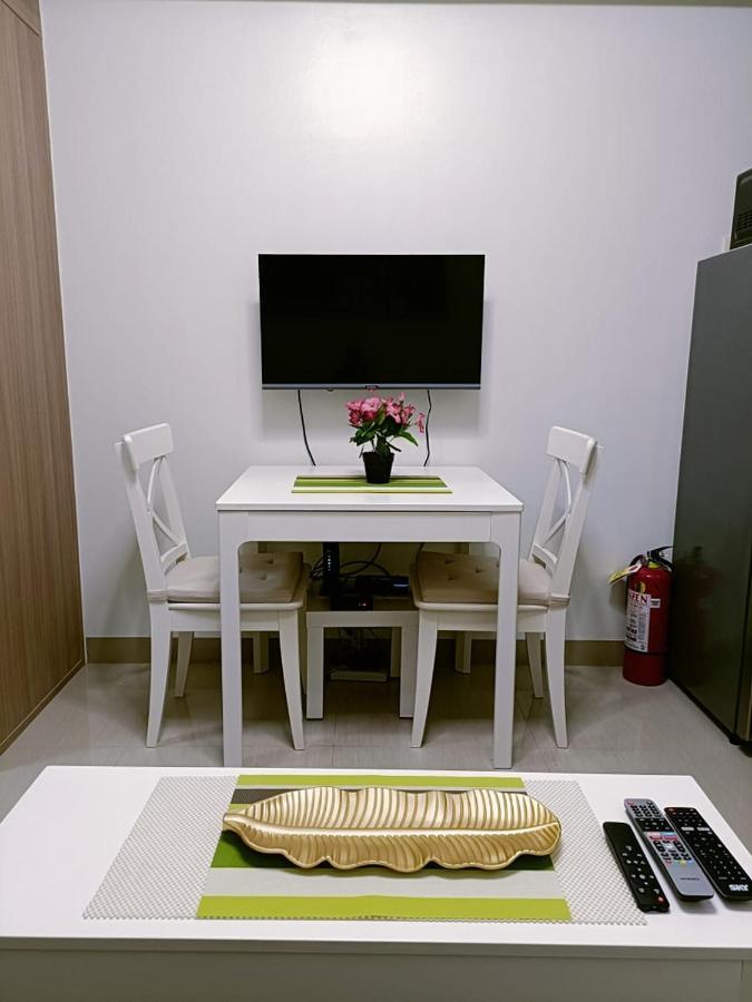 Home Away From Home Manila Dış mekan fotoğraf